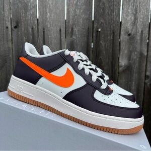 Nik Air Force 1 burgundy orange size 5y